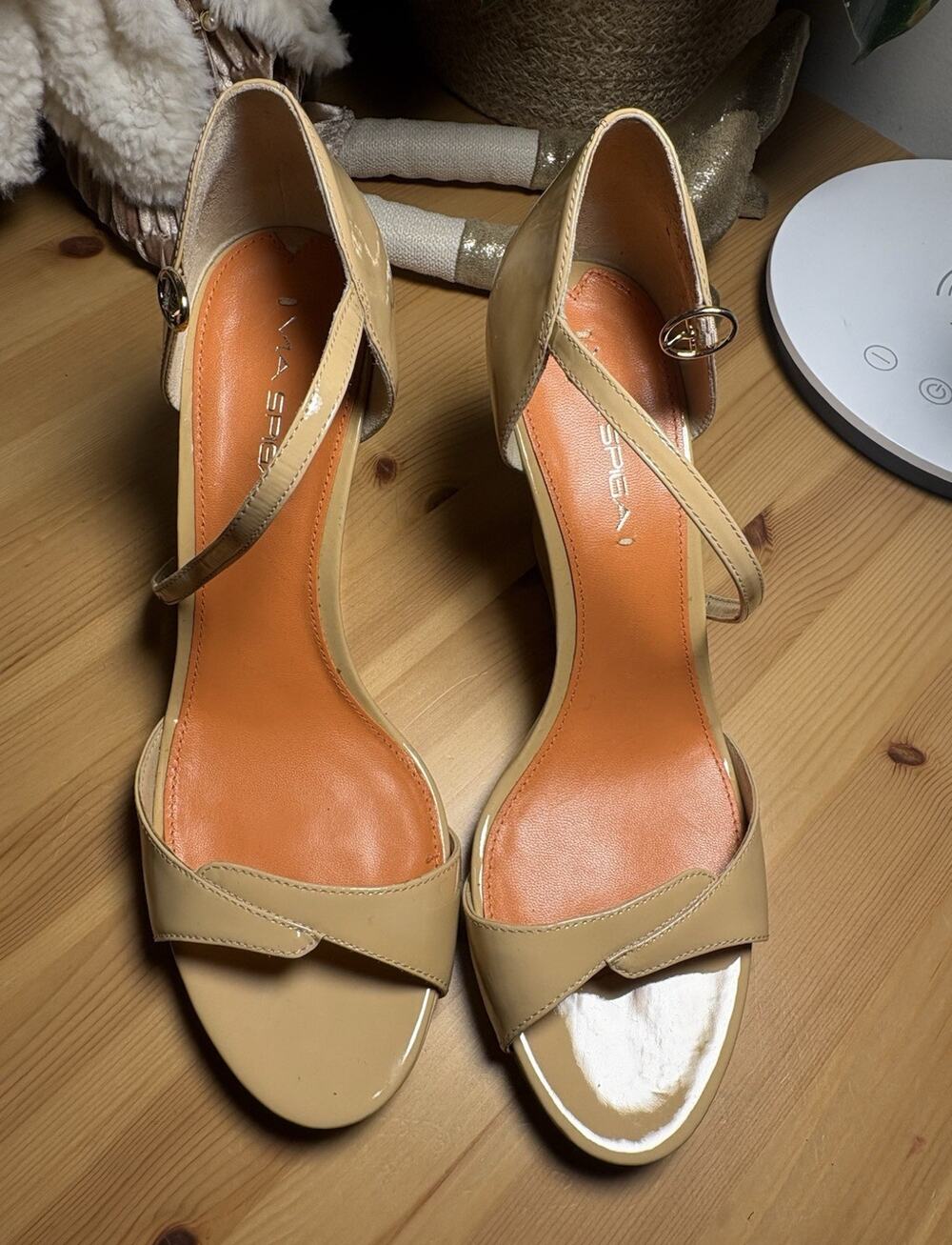 Via Spiga Women’s Beige Leather Strappy Ankle Strap Wedge Sandals 9.5M